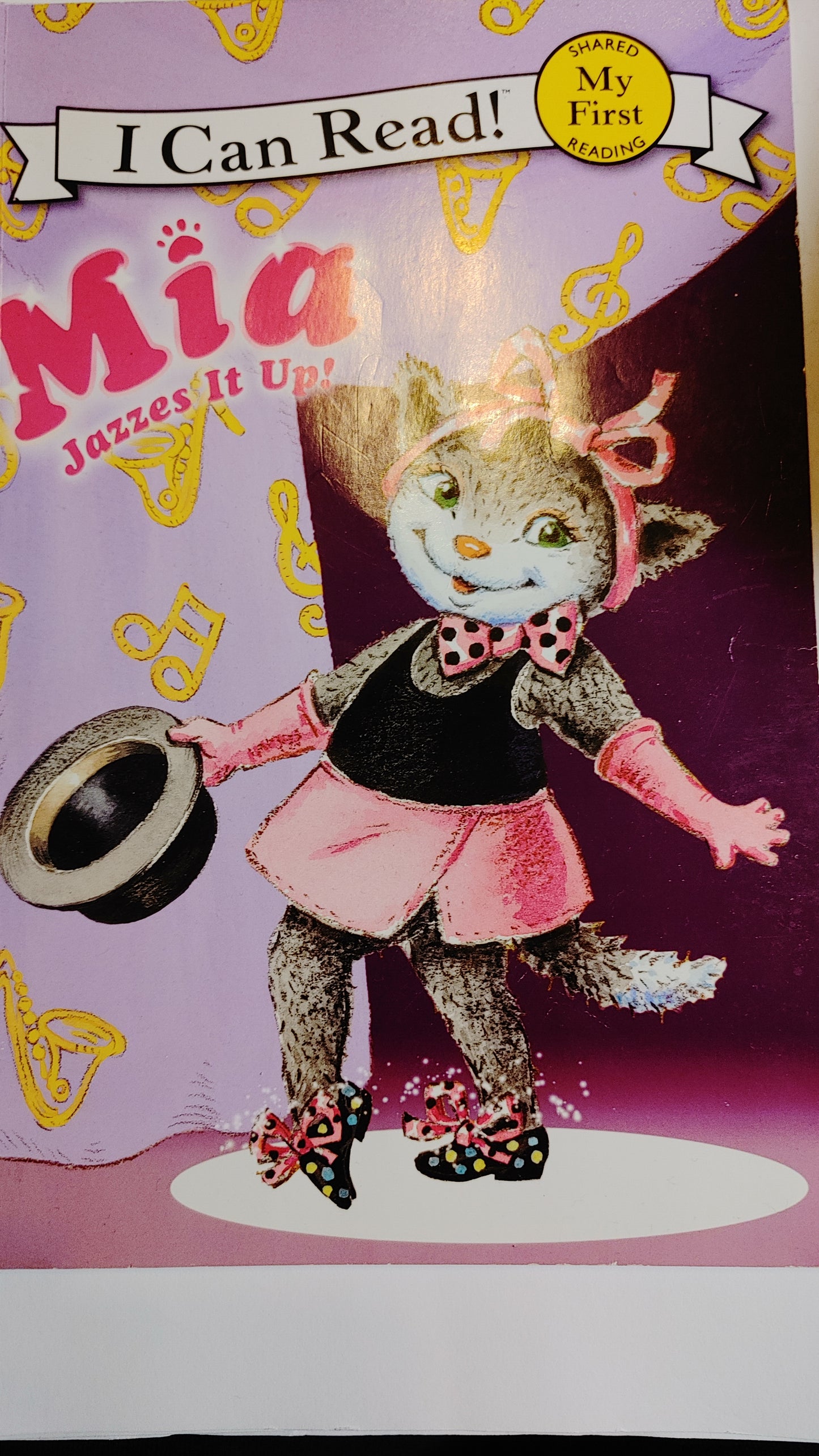 I can Red - My First Reader-Mia Jazzes It Up