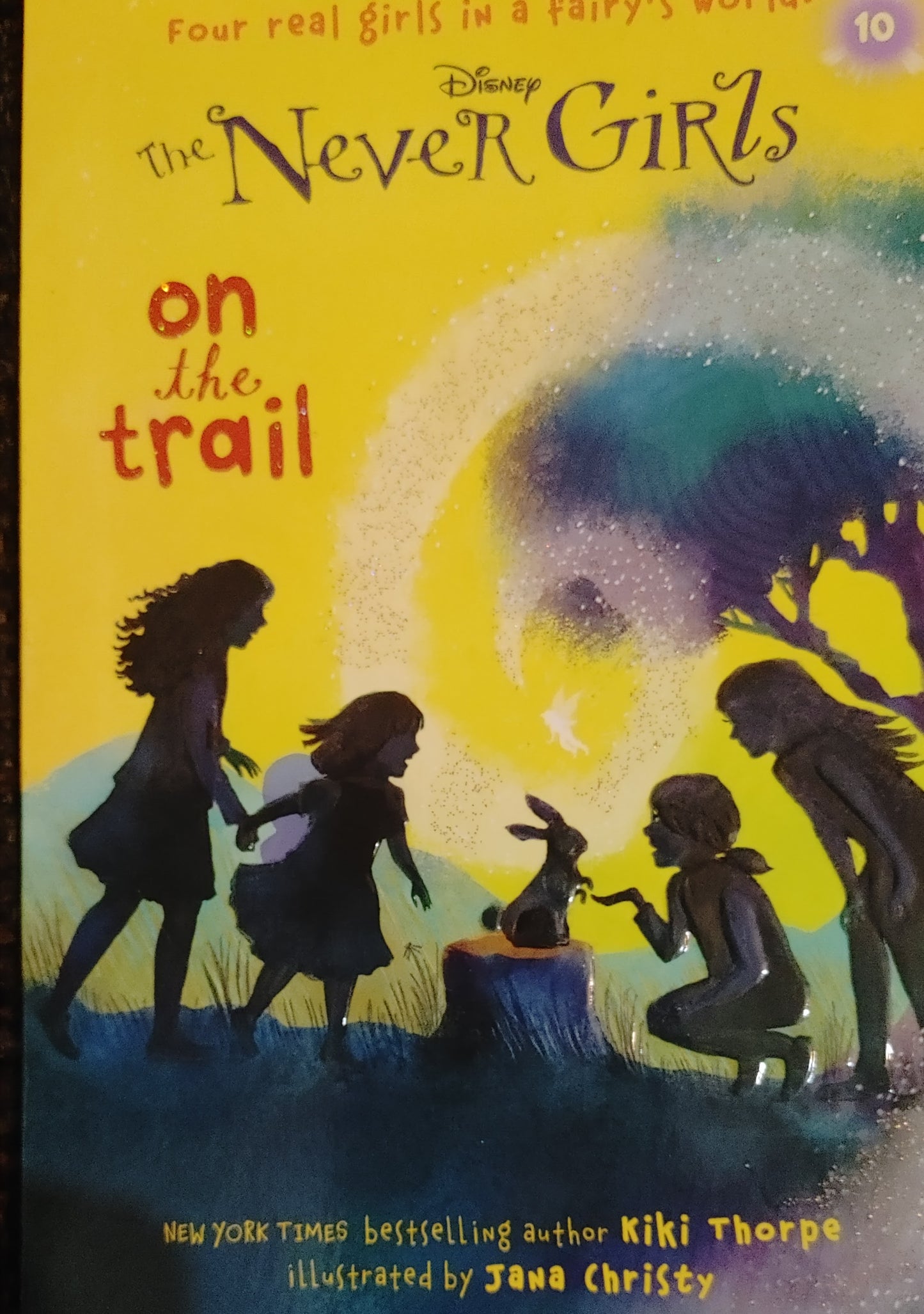 Disney- The Never Girls - On the Trail